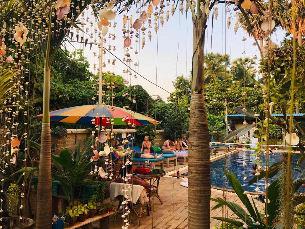 Blue Diamond Hostel Battambang Dış mekan fotoğraf
